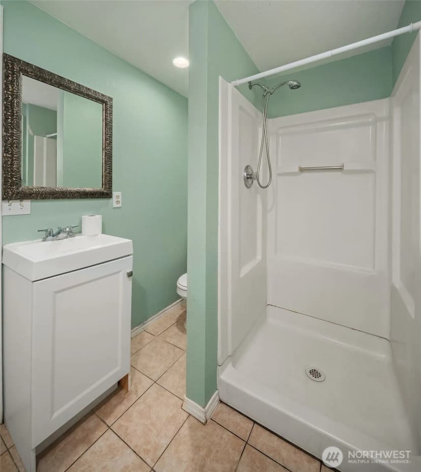 Property photo for 823 173rd Street S, Spanaway photo 40