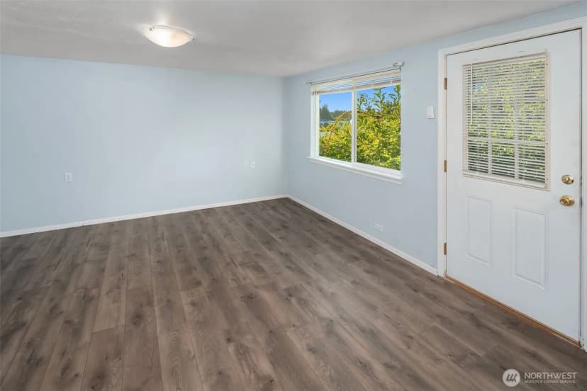 Property photo for 823 173rd Street S, Spanaway photo 39