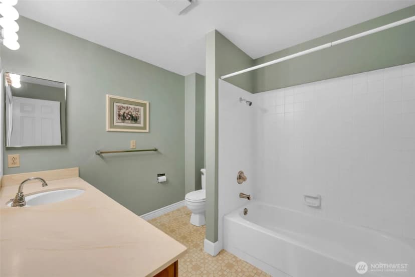 Property photo for 15307 Se 43rd Place, Bellevue photo 24