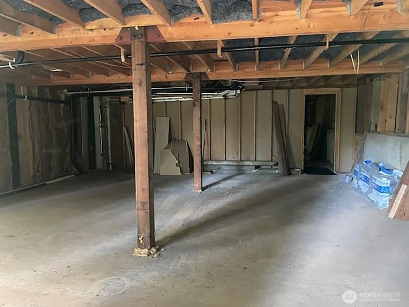 Property photo for 58410 State Route 410 E, Greenwater photo 13