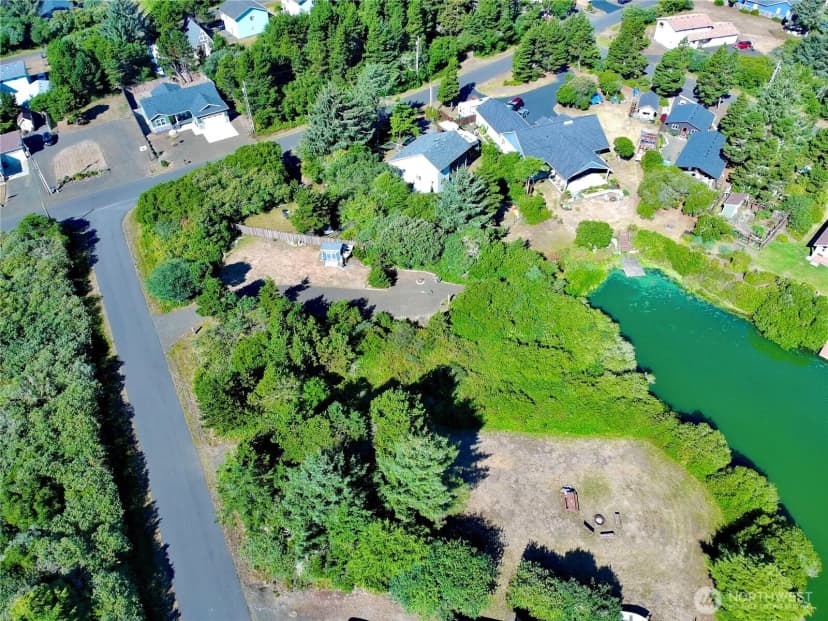 Property photo for 362 King Cyrus Loop Sw, Ocean Shores photo 10