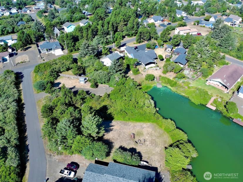 Property photo for 362 King Cyrus Loop Sw, Ocean Shores photo 7