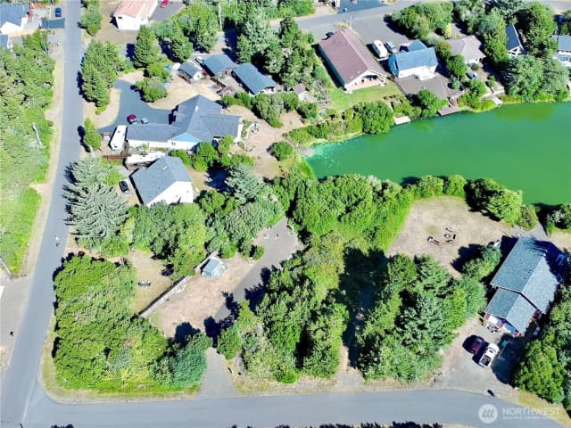 Property photo for 362 King Cyrus Loop Sw, Ocean Shores photo 5