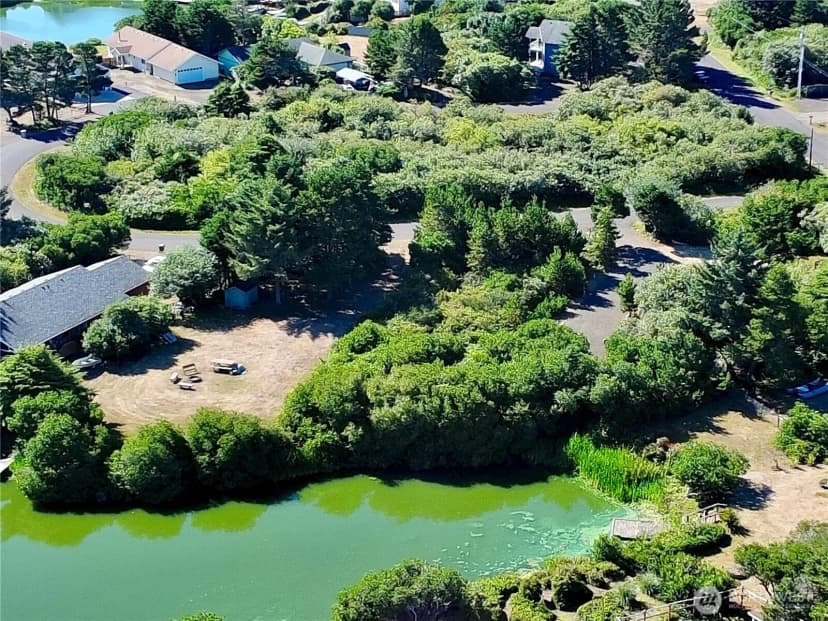 Property photo for 362 King Cyrus Loop Sw, Ocean Shores photo 9