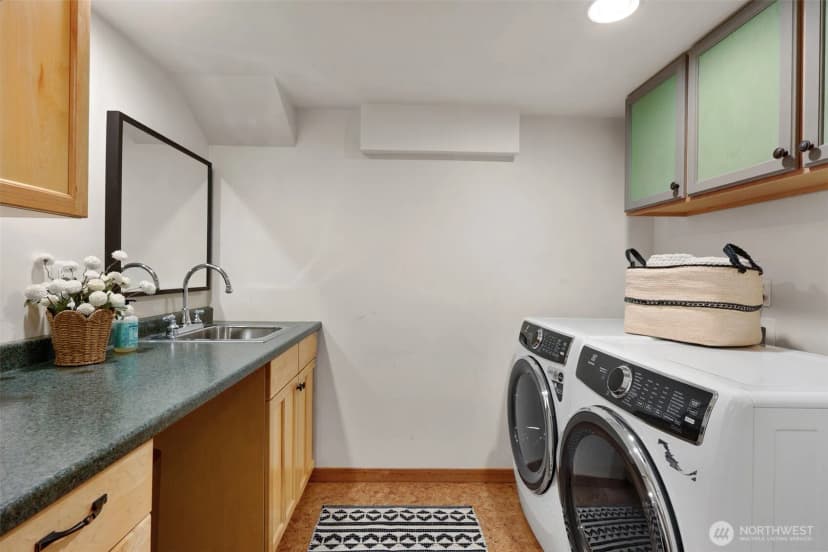 Property photo for 6049 Princeton Avenue Ne, Seattle photo 30