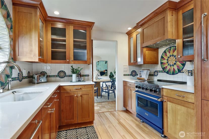 Property photo for 6049 Princeton Avenue Ne, Seattle photo 11