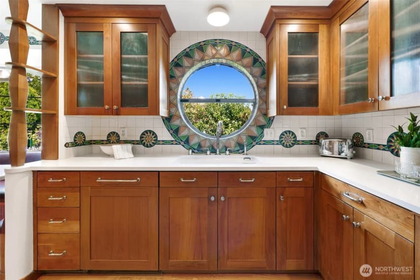 Property photo for 6049 Princeton Avenue Ne, Seattle photo 12