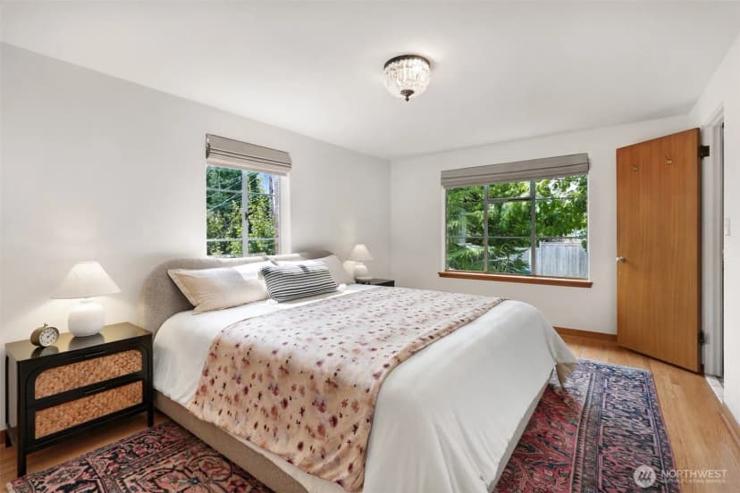 Property photo for 6049 Princeton Avenue Ne, Seattle photo 21
