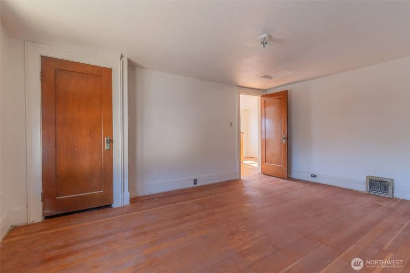 Property photo for 1079 S Market Boulevard, Chehalis photo 17