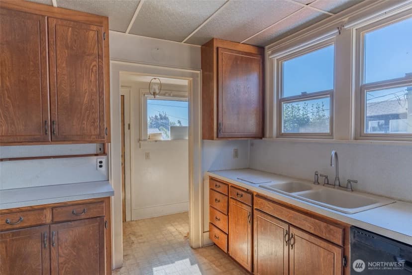 Property photo for 1079 S Market Boulevard, Chehalis photo 11