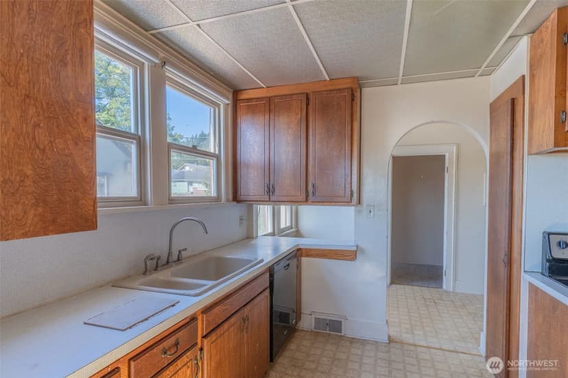 Property photo for 1079 S Market Boulevard, Chehalis photo 10