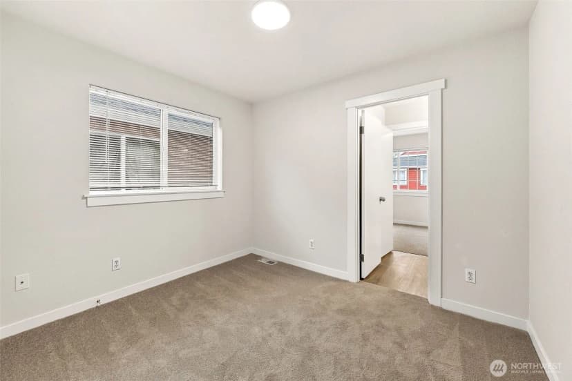 Property photo for 741 114th Street Ct E, Tacoma photo 16