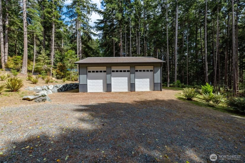 Property photo for 7091 Upland Drive, Anacortes photo 6