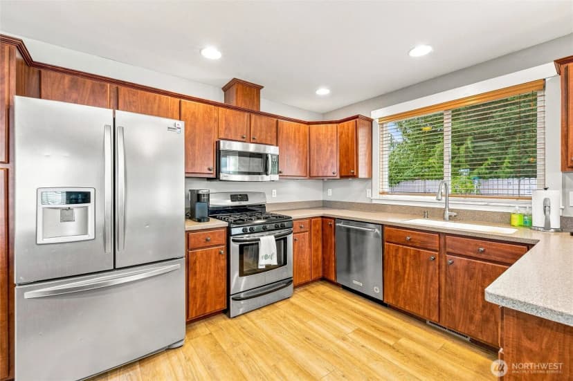 Property photo for 3602 F Avenue, Anacortes photo 12