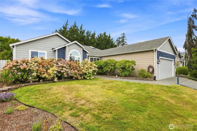 Property photo for 3602 F Avenue, Anacortes