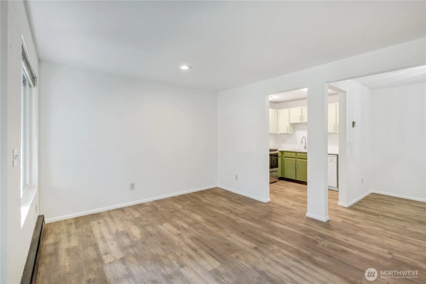 Property photo for 12300 28th Avenue Ne #103, Seattle photo 13