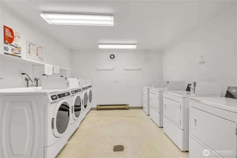 Property photo for 12300 28th Avenue Ne #103, Seattle photo 24