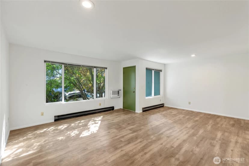 Property photo for 12300 28th Avenue Ne #103, Seattle photo 5