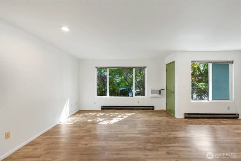 Property photo for 12300 28th Avenue Ne #103, Seattle photo 8