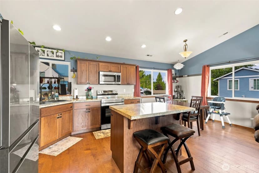 Property photo for 109 E Pioneer Street, Granite Falls photo 14