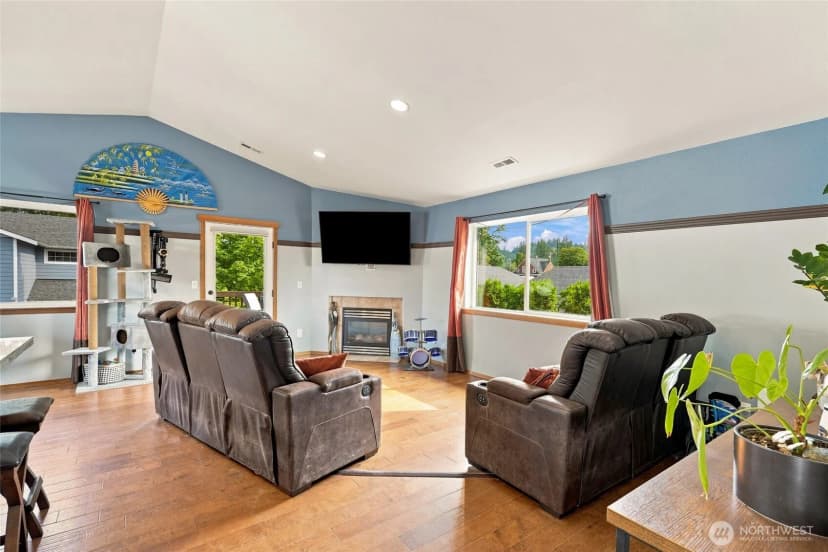 Property photo for 109 E Pioneer Street, Granite Falls photo 6