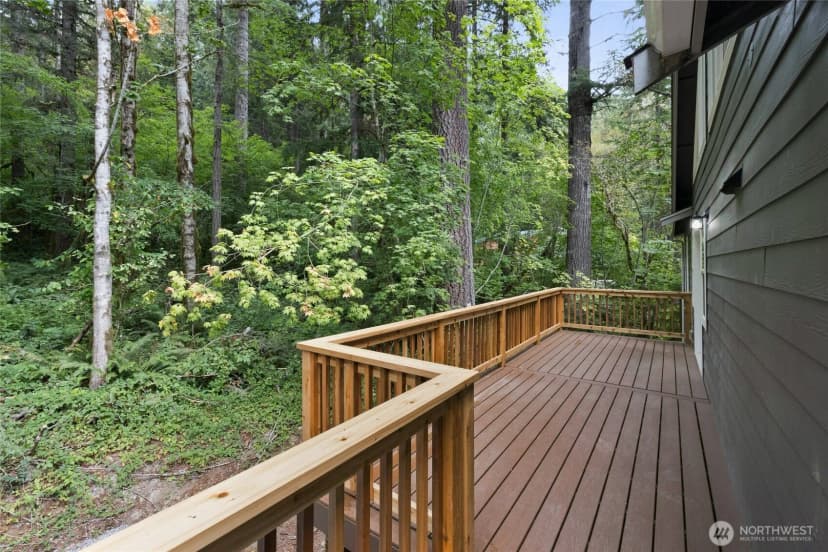 Property photo for 31715 Mount Tahoma Canyon Rd E, Ashford photo 38