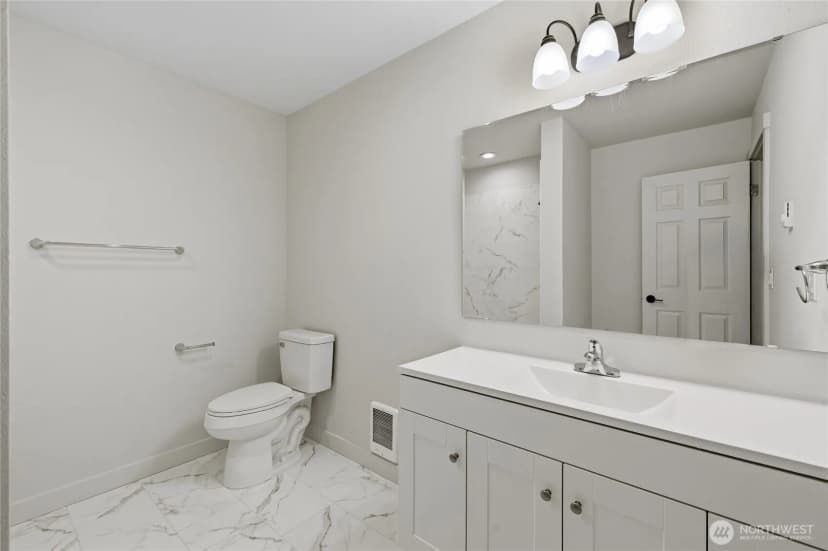 Property photo for 31715 Mount Tahoma Canyon Rd E, Ashford photo 35