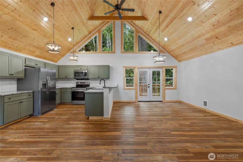 Property photo for 31715 Mount Tahoma Canyon Rd E, Ashford photo 5