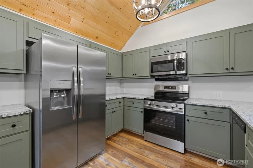 Property photo for 31715 Mount Tahoma Canyon Rd E, Ashford photo 11
