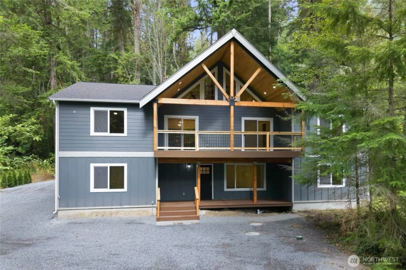 Property photo for 31715 Mount Tahoma Canyon Rd E, Ashford