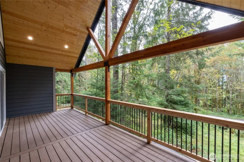 Property photo for 31715 Mount Tahoma Canyon Rd E, Ashford photo 12