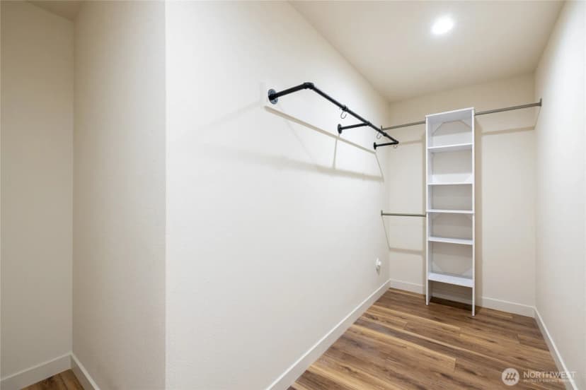 Property photo for 31715 Mount Tahoma Canyon Rd E, Ashford photo 34