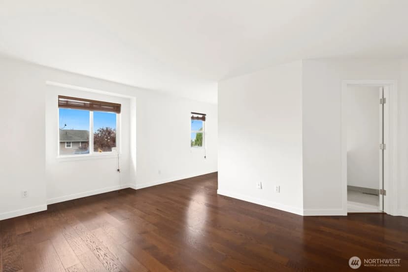 Property photo for 2428 Ne 13th Street, Renton photo 17