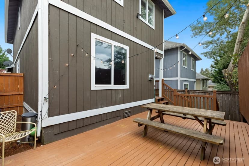 Property photo for 2428 Ne 13th Street, Renton photo 24