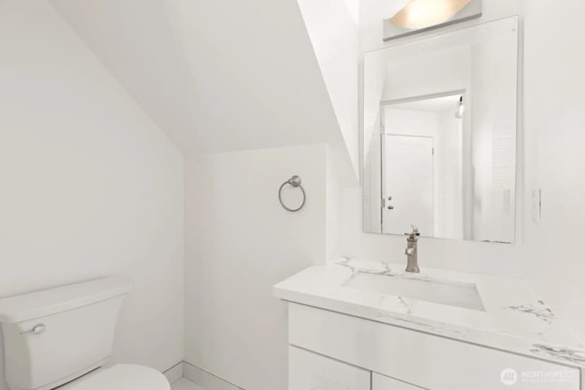 Property photo for 2428 Ne 13th Street, Renton photo 22