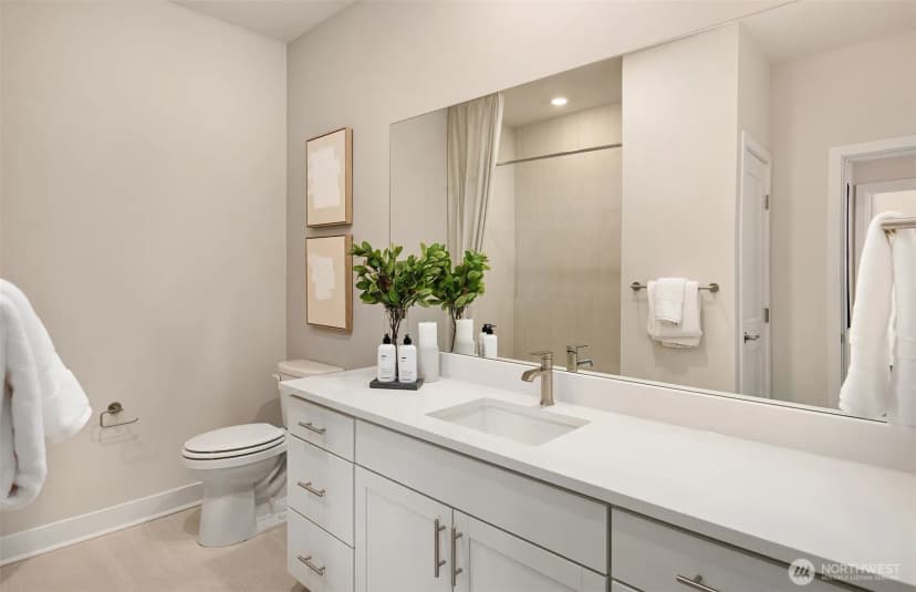 Property photo for 6949 Ne 184th Lane #306, Kenmore photo 13