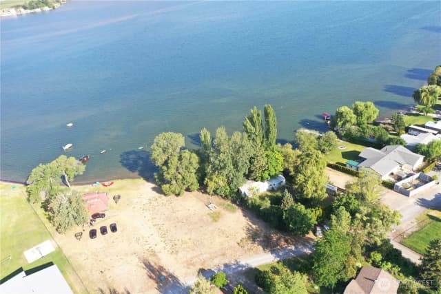 Property photo for 9 E Lake View Loop Trail, Oroville
