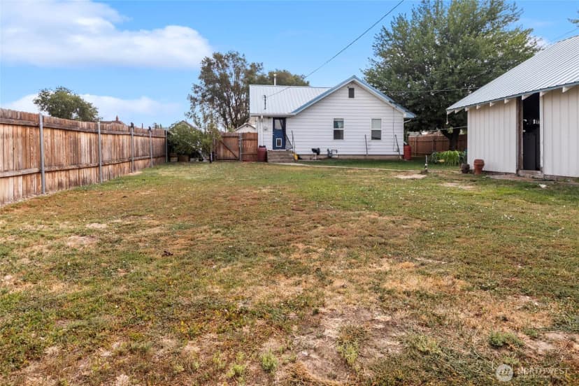 Property photo for 409 E Alder Avenue, Ritzville photo 26