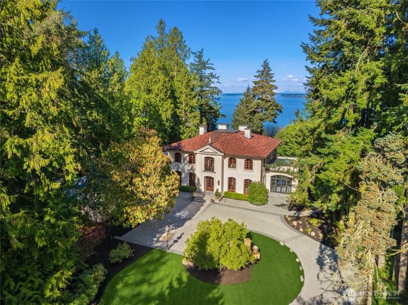 Property photo for 8010 Grand Avenue Ne, Bainbridge Island photo 7