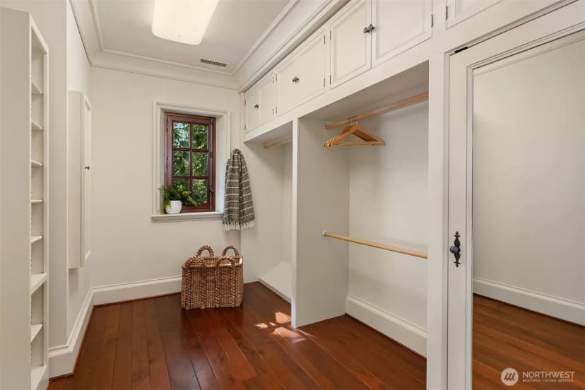 Property photo for 8010 Grand Avenue Ne, Bainbridge Island photo 20