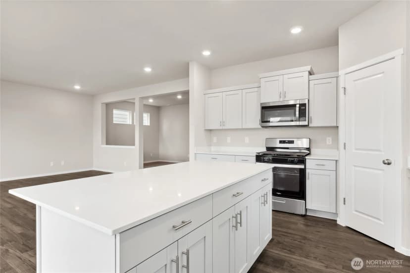 Property photo for 5138 Emery Avenue Ne #48, Lacey photo 10