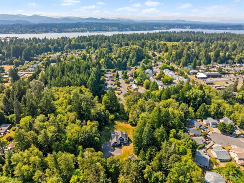 Property photo for 1640 Springwood Avenue Ne, Olympia photo 40