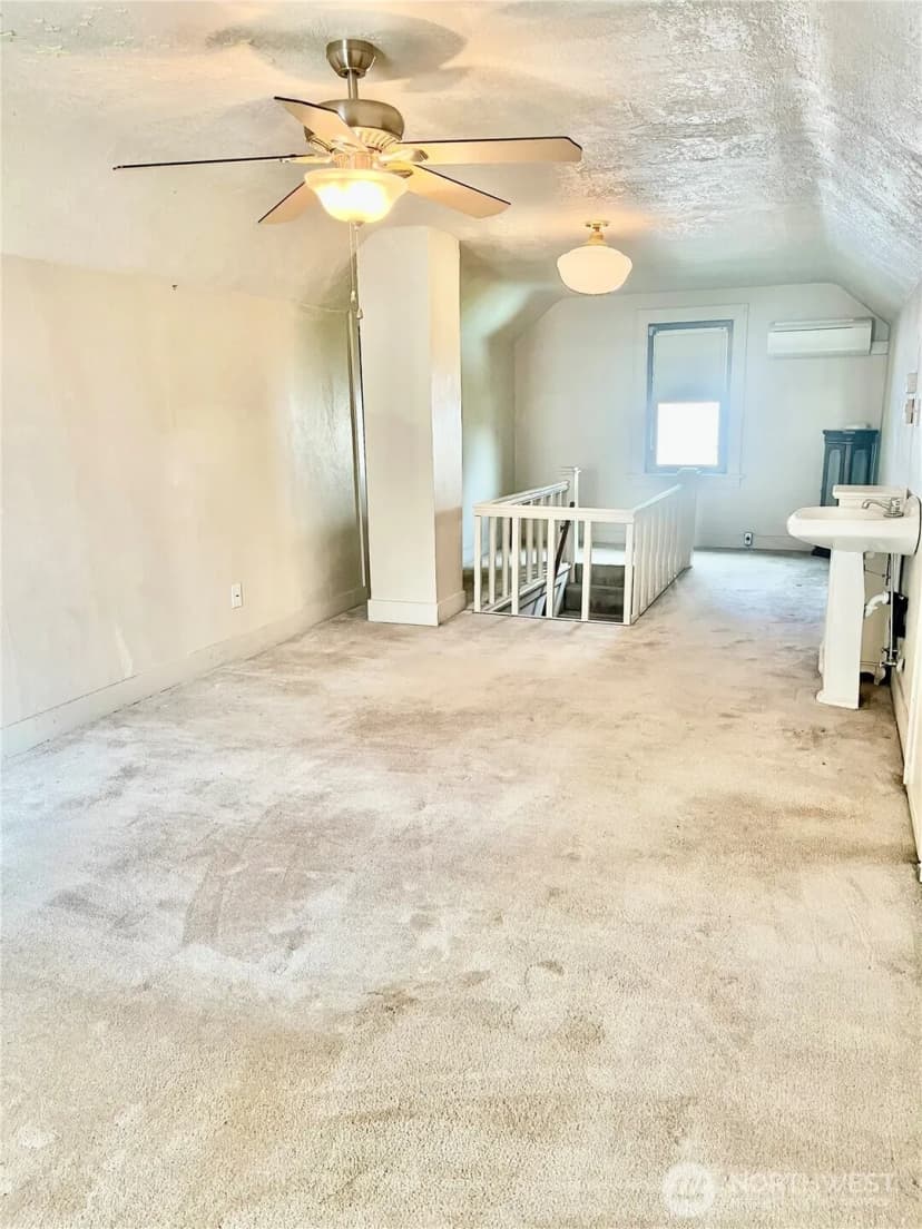 Property photo for 2733 Fir Street, Longview photo 15