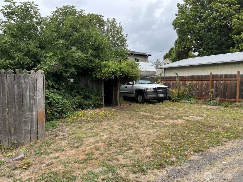 Property photo for 2733 Fir Street, Longview photo 23