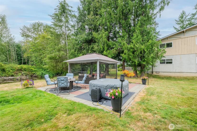 Property photo for 845 3rd Avenue Nw, Issaquah photo 33