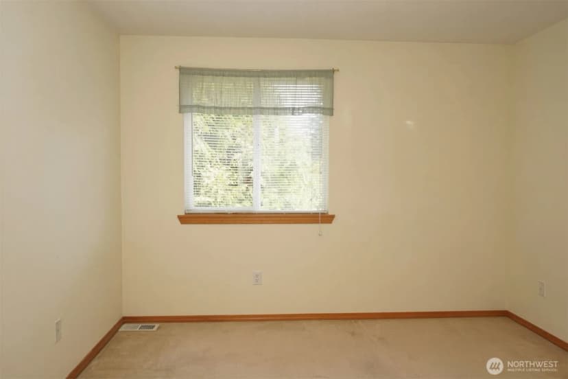 Property photo for 10115 6th Drive Se #b, Everett photo 20