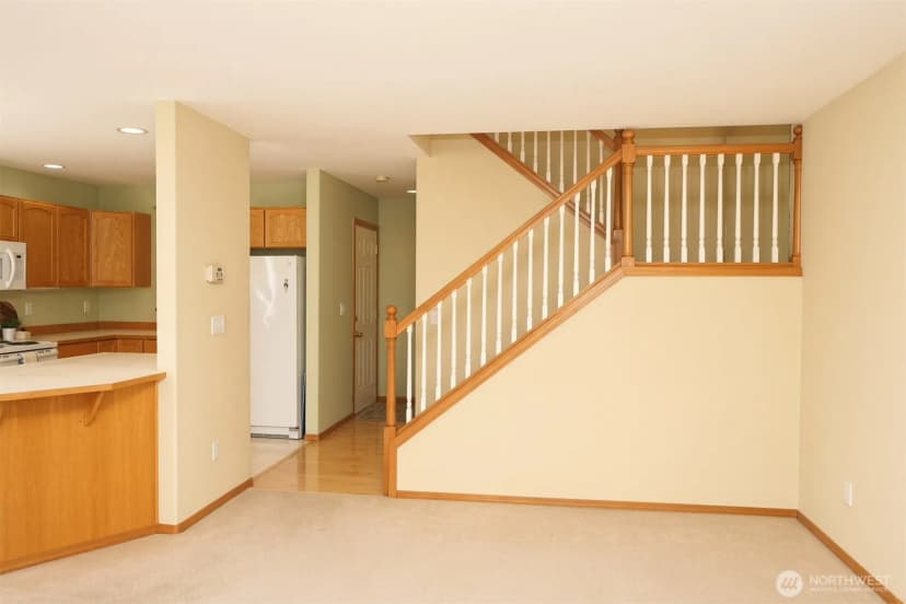Property photo for 10115 6th Drive Se #b, Everett photo 10