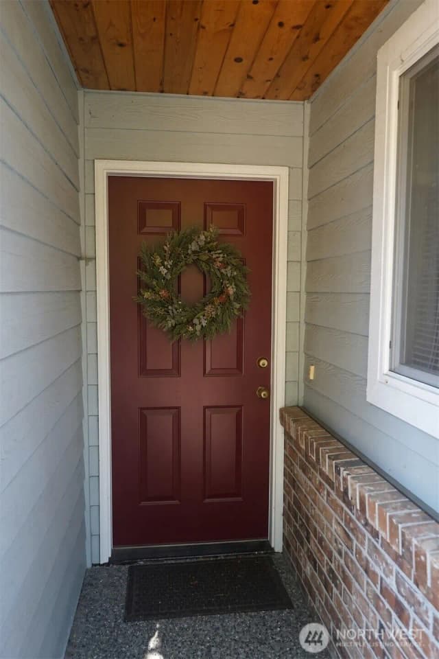 Property photo for 10115 6th Drive Se #b, Everett photo 3