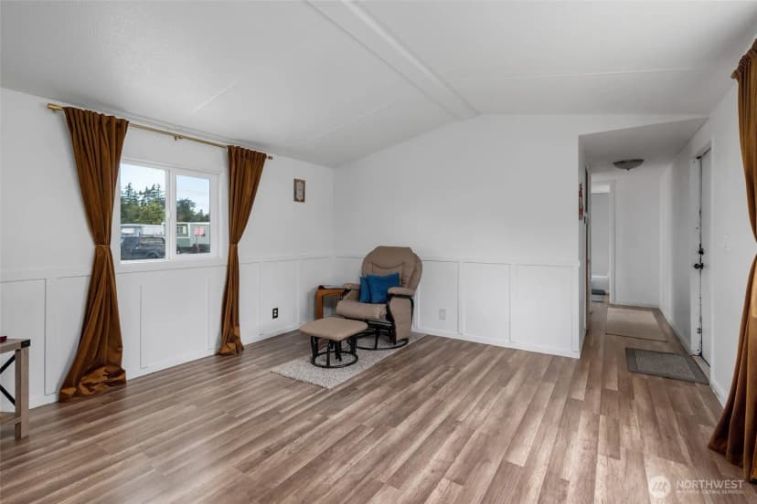 Property photo for 700 Nw Crosby Avenue #164, Oak Harbor photo 16