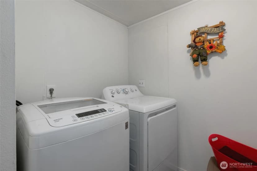 Property photo for 700 Nw Crosby Avenue #164, Oak Harbor photo 7